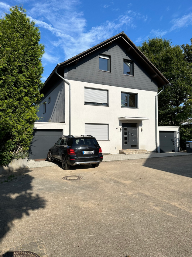 Dreifamilienhaus in Langenfeld