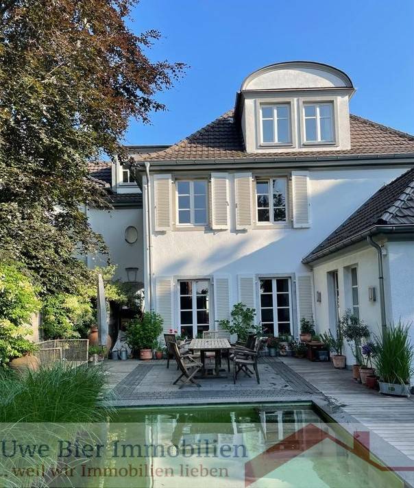 Villa in Monheim am Rhein